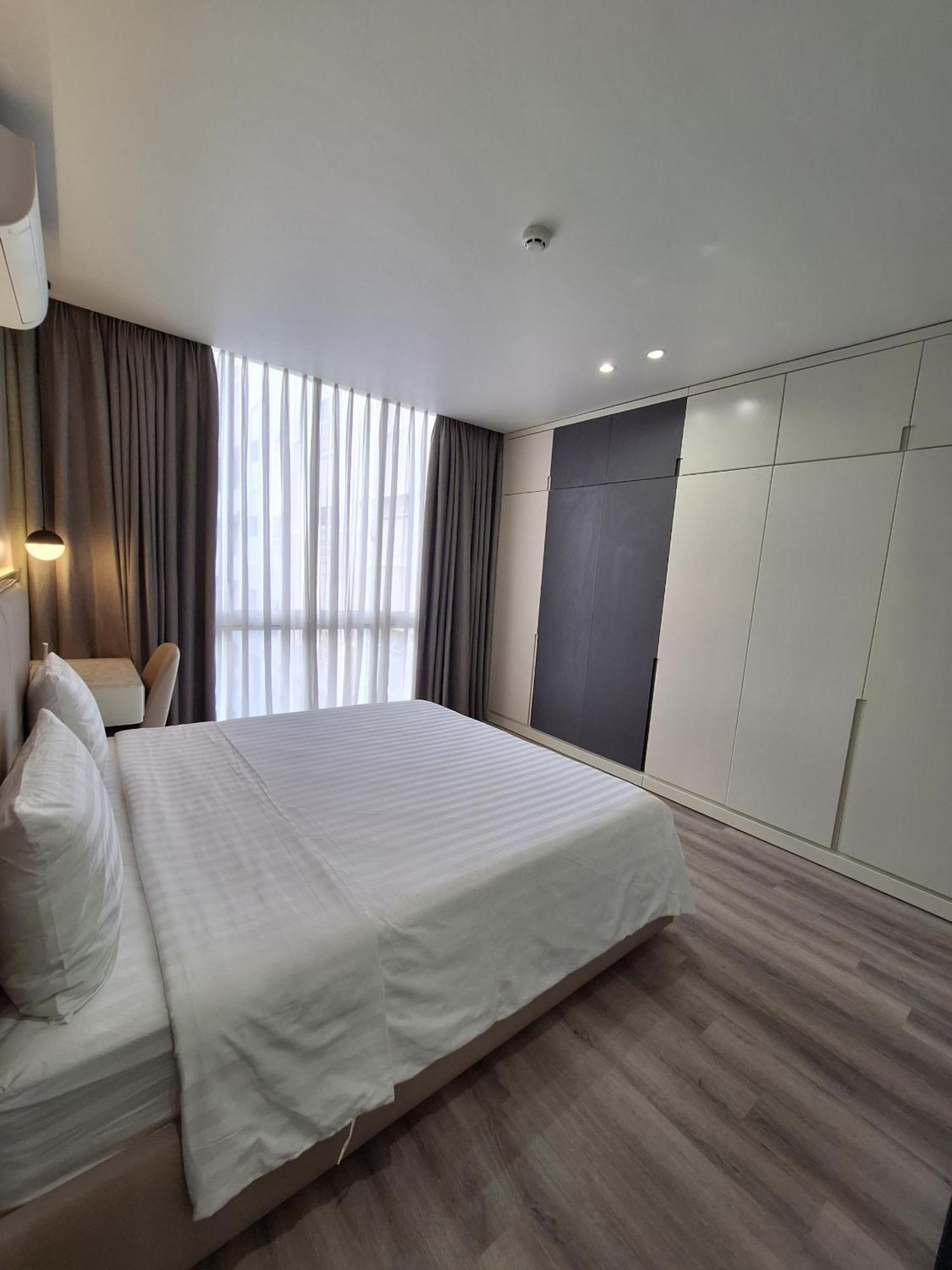 Mcgallery Art - Lucky Residence Suite'S & Apartments Ho Chi Minh City Exterior photo
